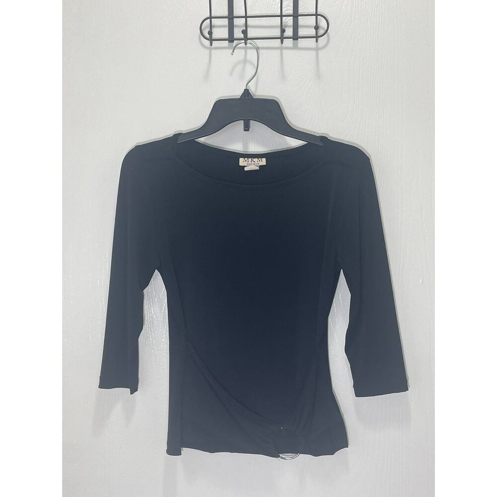 M·K·M Designs Women's Ring Detail 3/4 Sleeve Top
